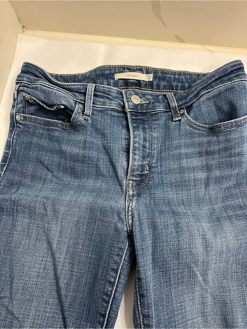 Levi's Women's Skinny Jeans - Medium Blue Wash